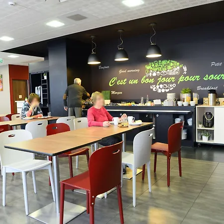 Hotel Campanile Belfort Montbeliard - Gare La Jonxion. Meroux